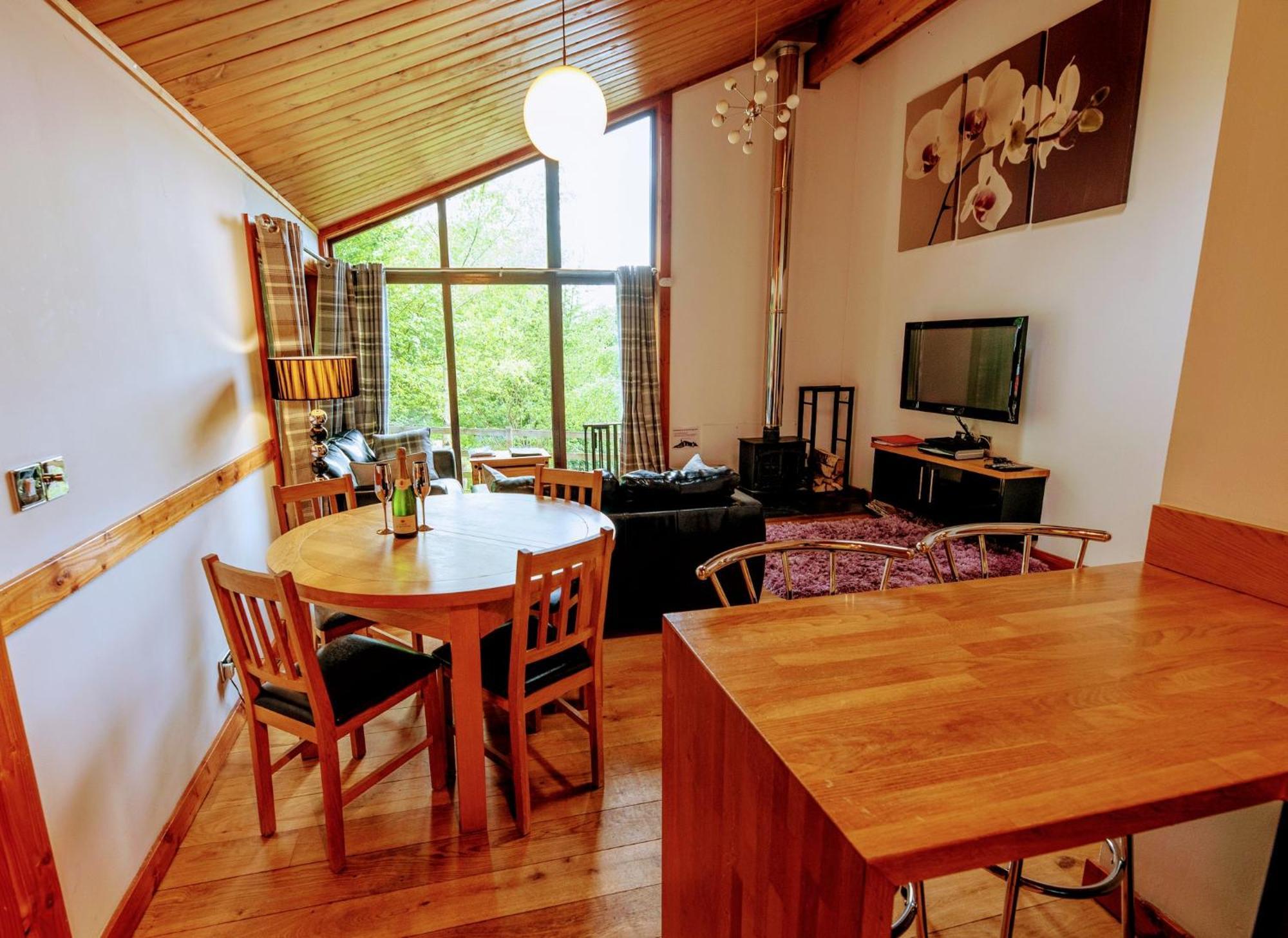 Loch Insh Chalets Ltd Kincraig Buitenkant foto